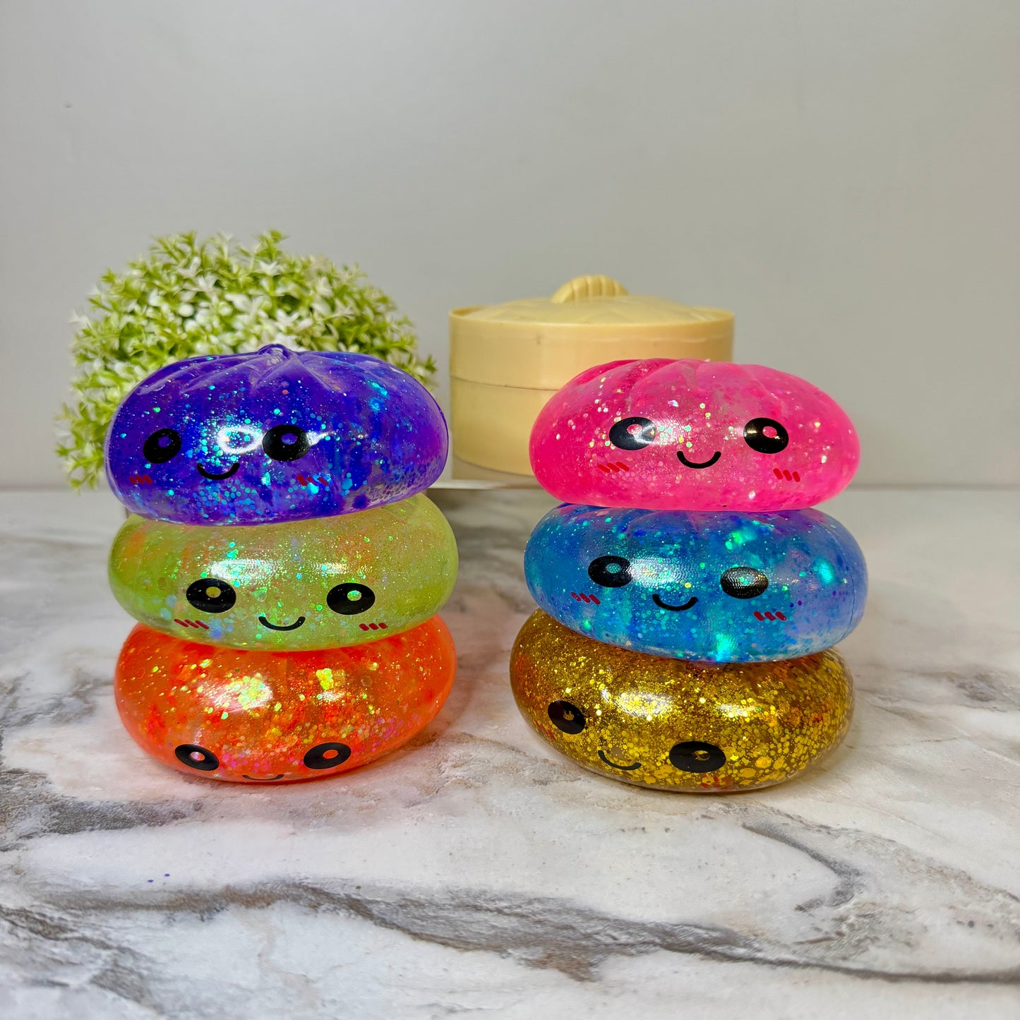 Squishy Toy - Viral Dumpling, Slow Rise Glitter - Gold