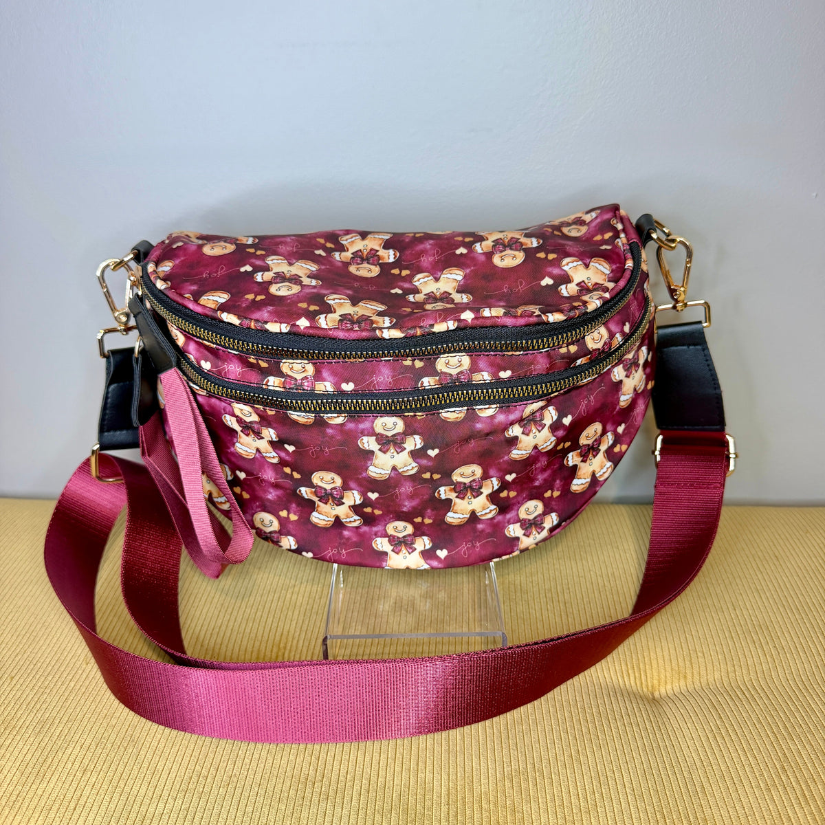 The Roni Nylon Crossbody - Christmas - Gingerbread Joy