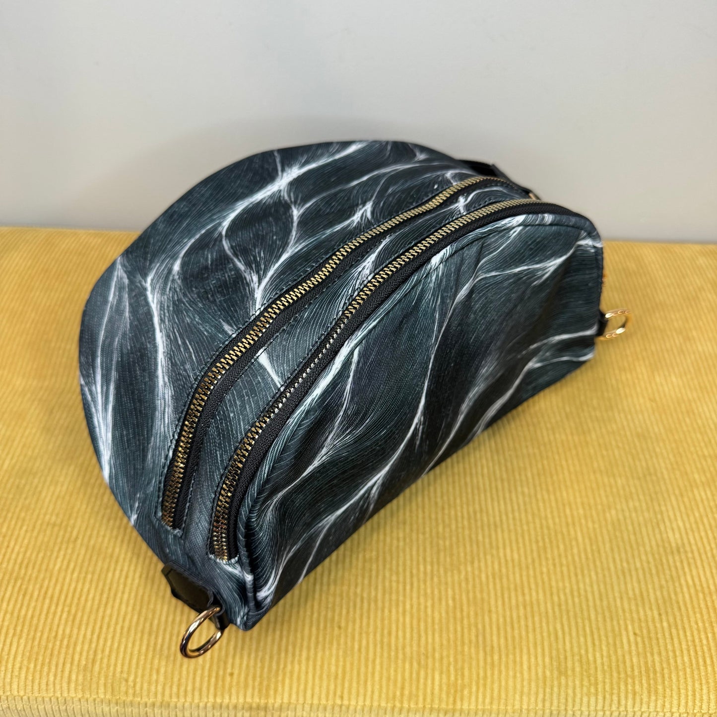 The Roni Nylon Crossbody - Grey Waves