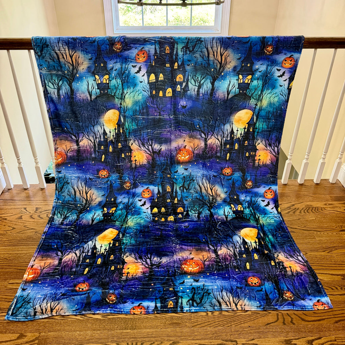 Blanket Halloween #17 - Haunted House