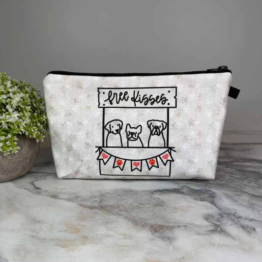 Pouch - Dog Free Kisses