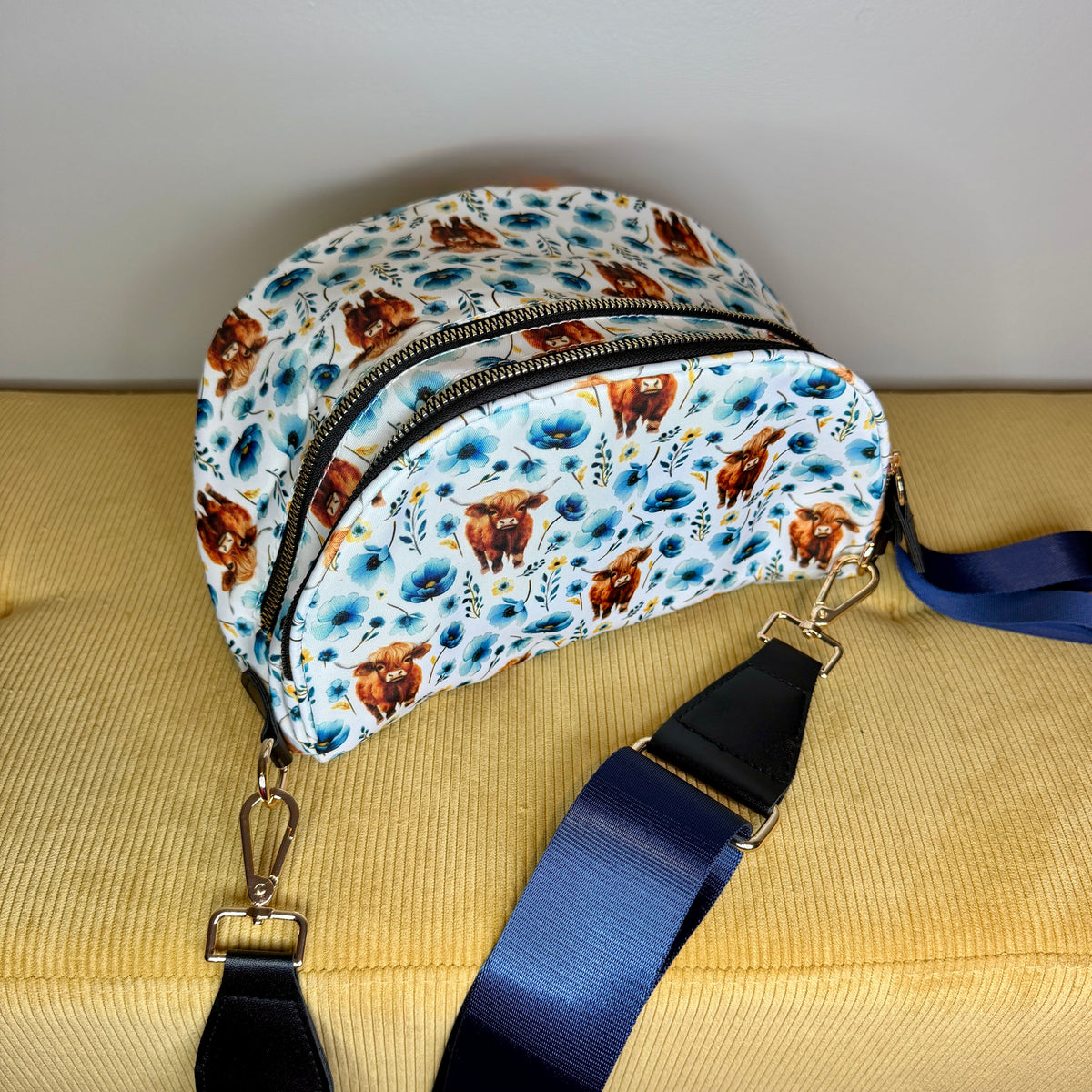 The Roni Nylon Crossbody - Highland Cow Blue Floral