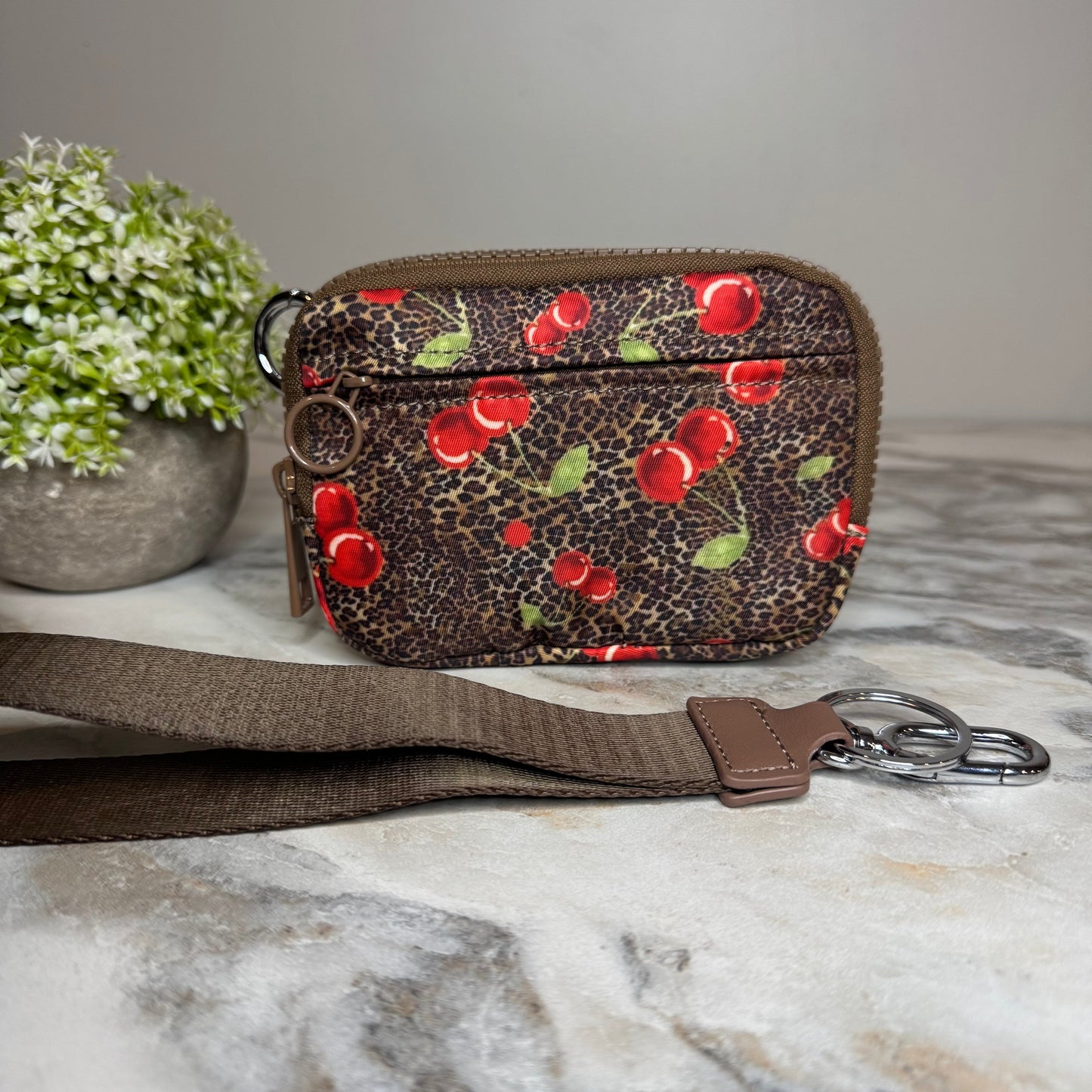 Rue - Nylon Wristlet Wallet - Animal Brown Cherry